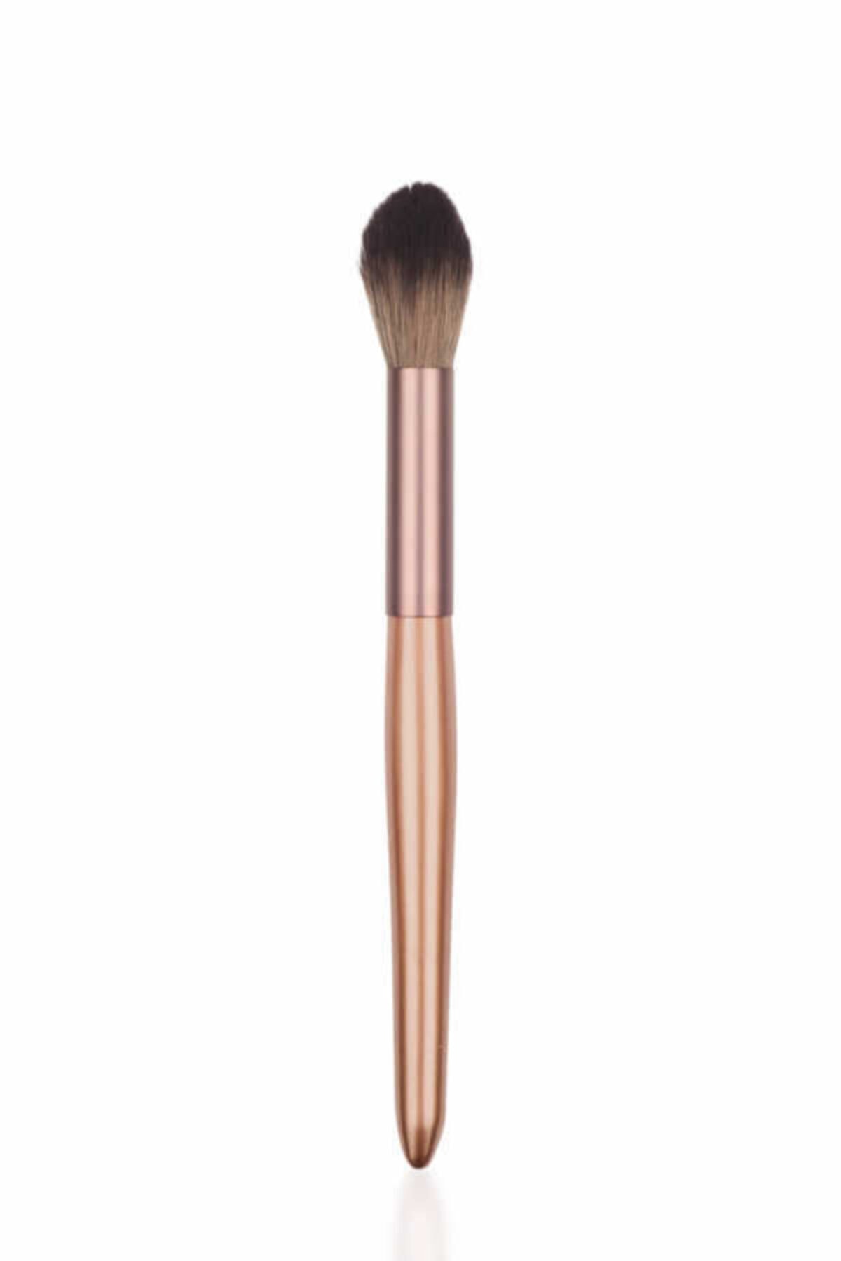 New Well Kahverengi Highlighter Fırçası 8680923326955