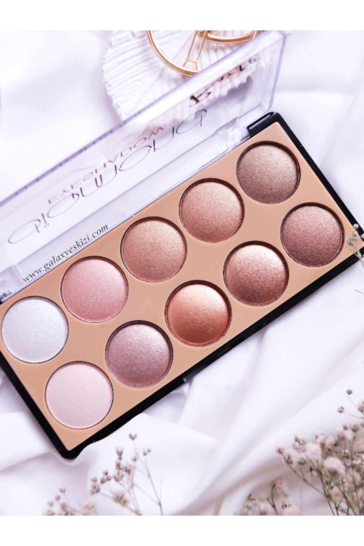 Makeuptime Rose Diamond 10 Lu Far Paleti 01