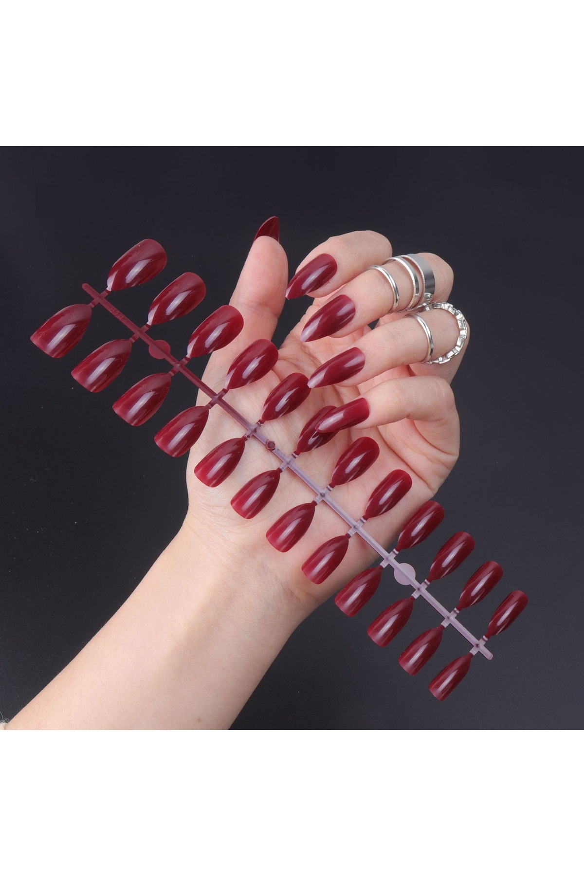 Nail Master 24'Lü Badem Takma Tırnak
