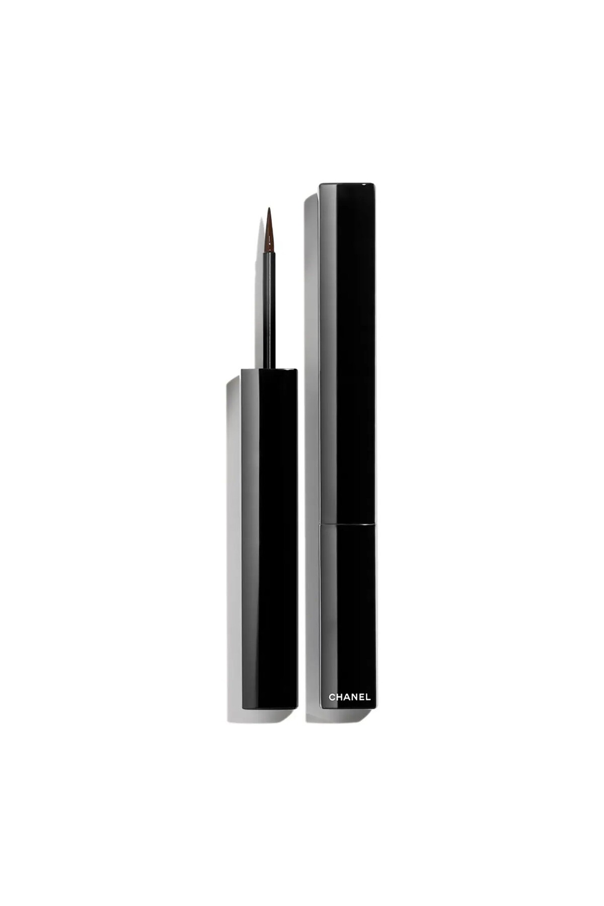 Chanel LE LINER DE CHANEL - Uzun Süre Kalıcı Ve Suya Dayanıklı Likit Eyeliner 2.5 ml