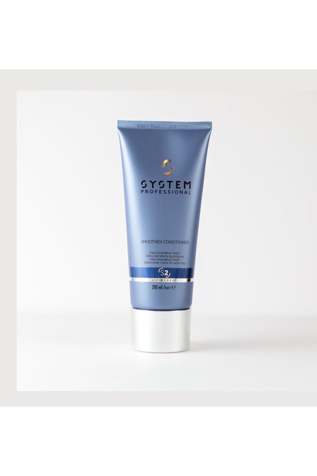 System Professional Smoothen Kıvırcık ve Dalgalı Saçlar için Düzleştirici Saç Kremi 200 ml fönlü düz saçlar