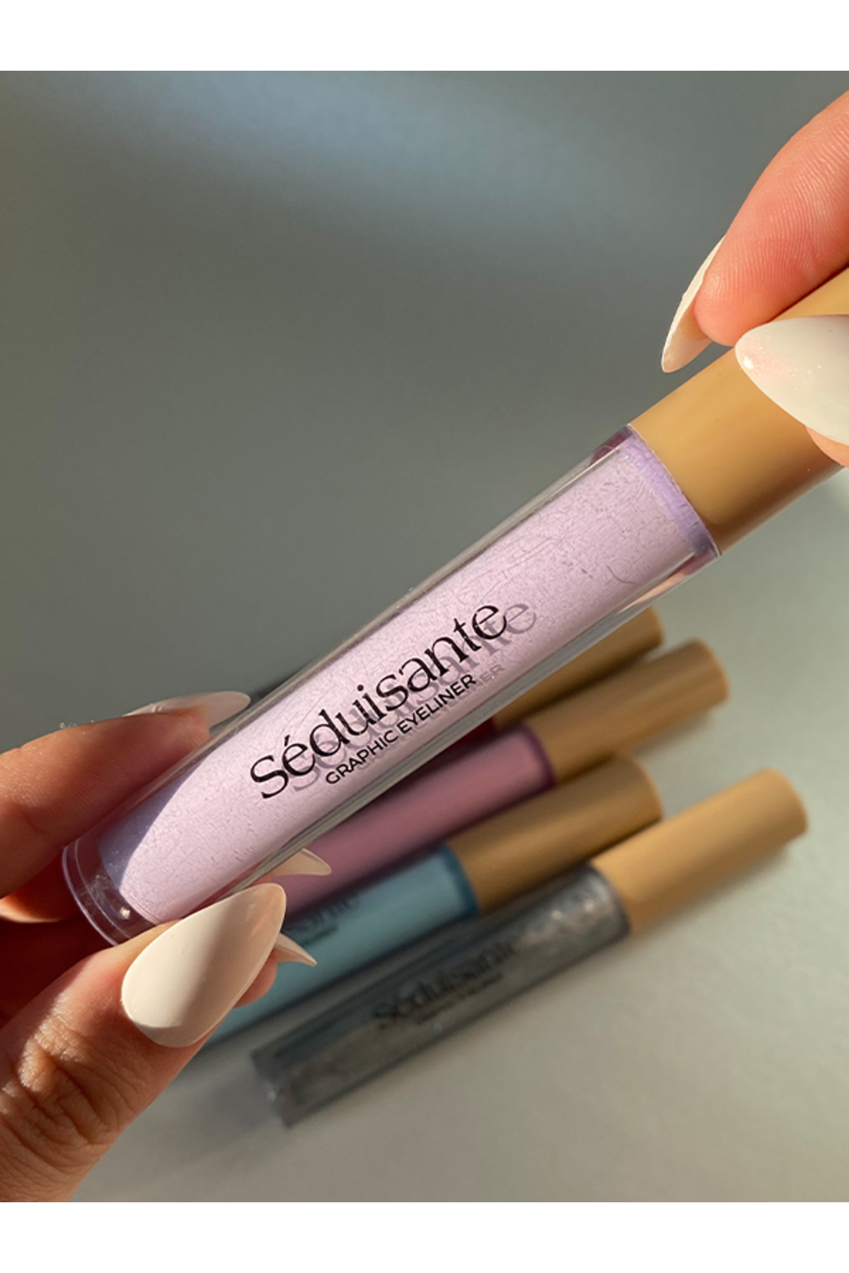 séduisante Lila Renkli Eyeliner Ve Far