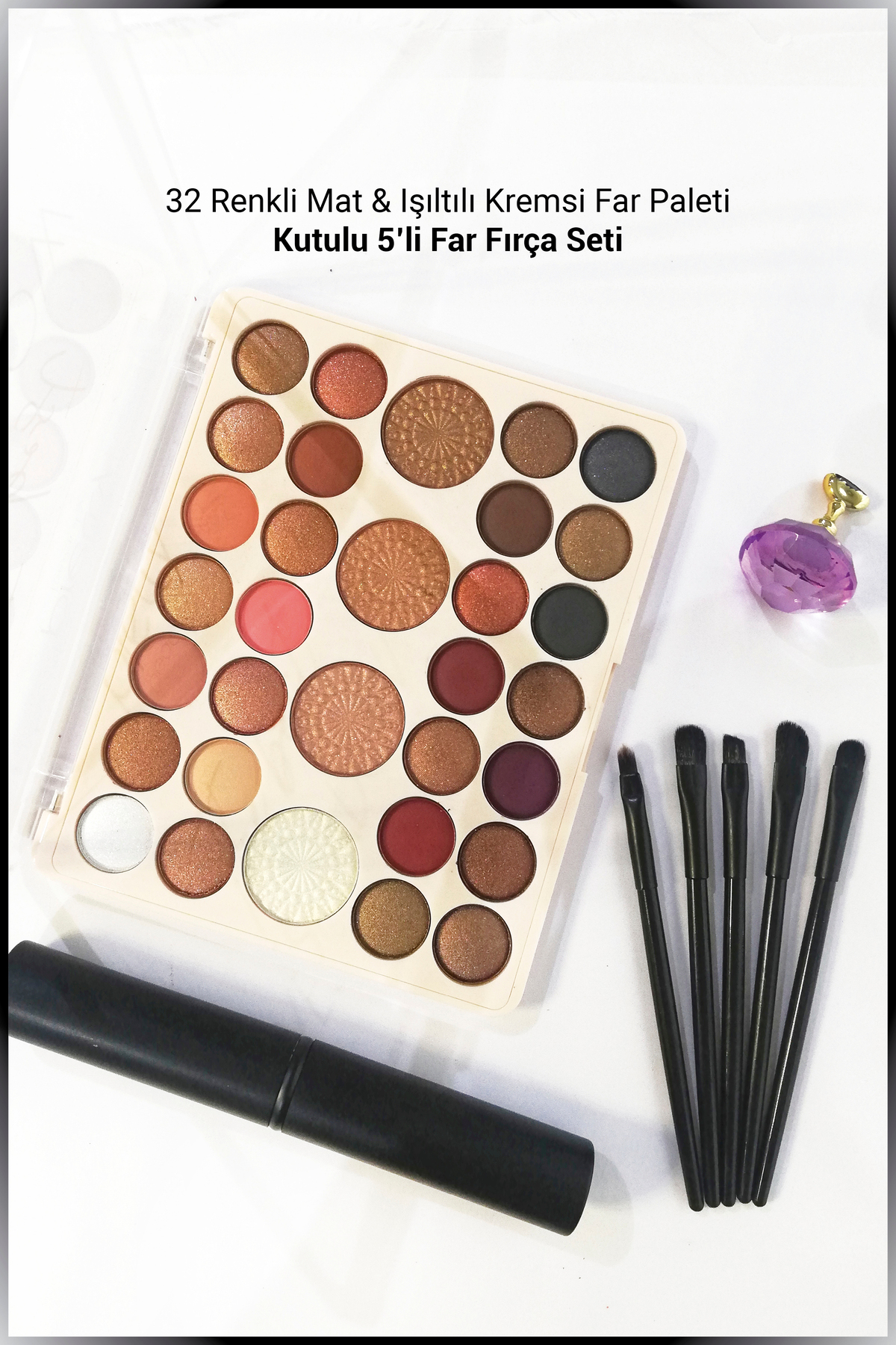 Nera Classy 32 Renkli Mat & Işıltılı Kremsi Far Paleti - Highlighter & Göz Farı Kutulu 5'li Far Fırça Seti
