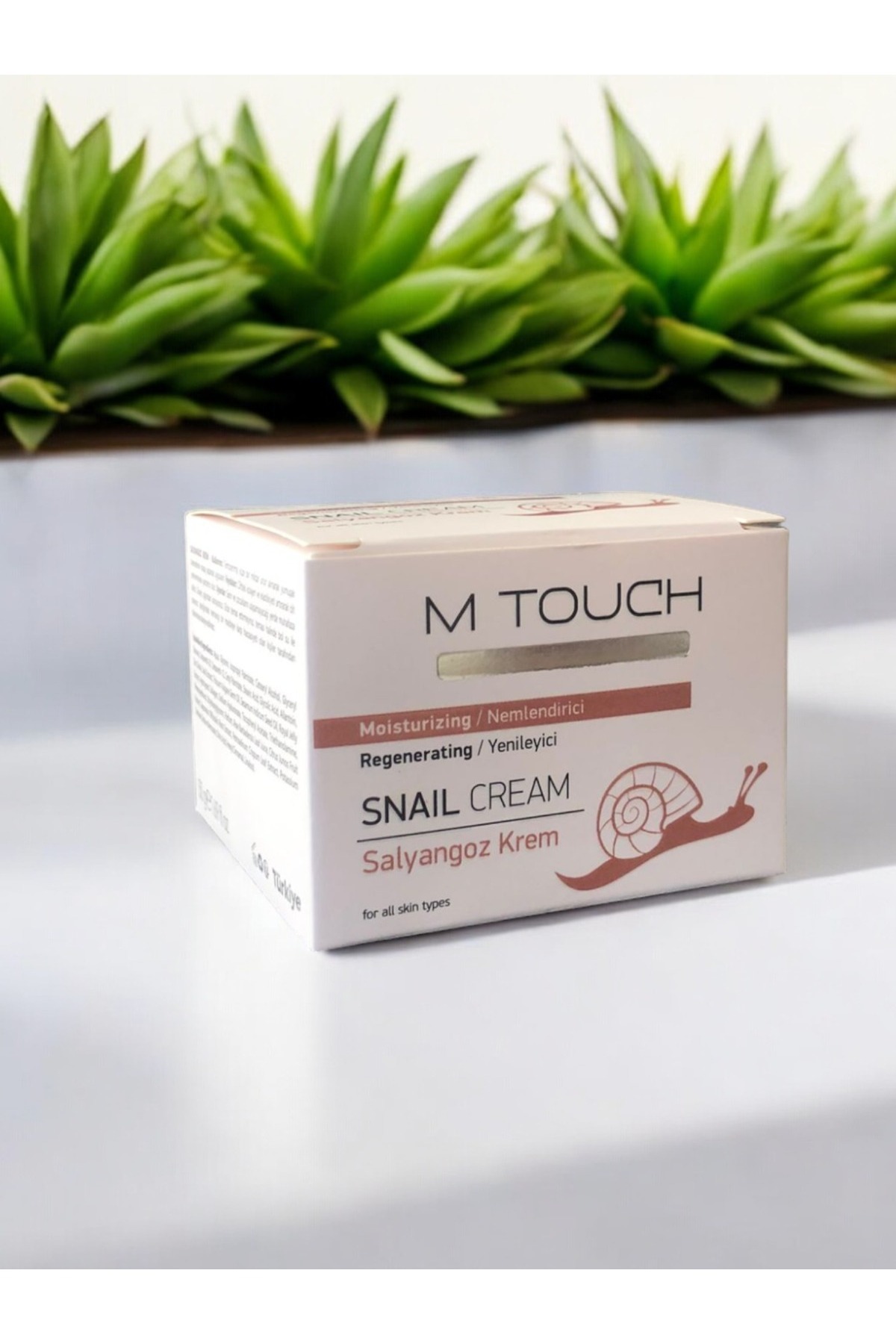 mtouch M Touch Salyangoz Krem Nemlendirici & Yenileyici (Snail Cream Moisturizing & Regenerating) 50 Gr