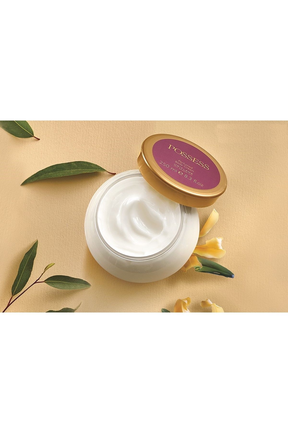 Oriflame Possess Baştan Çıkarıcı Parfümü İle Uzun Süreli Nemlendirme Sağlayan Vücut Kremi