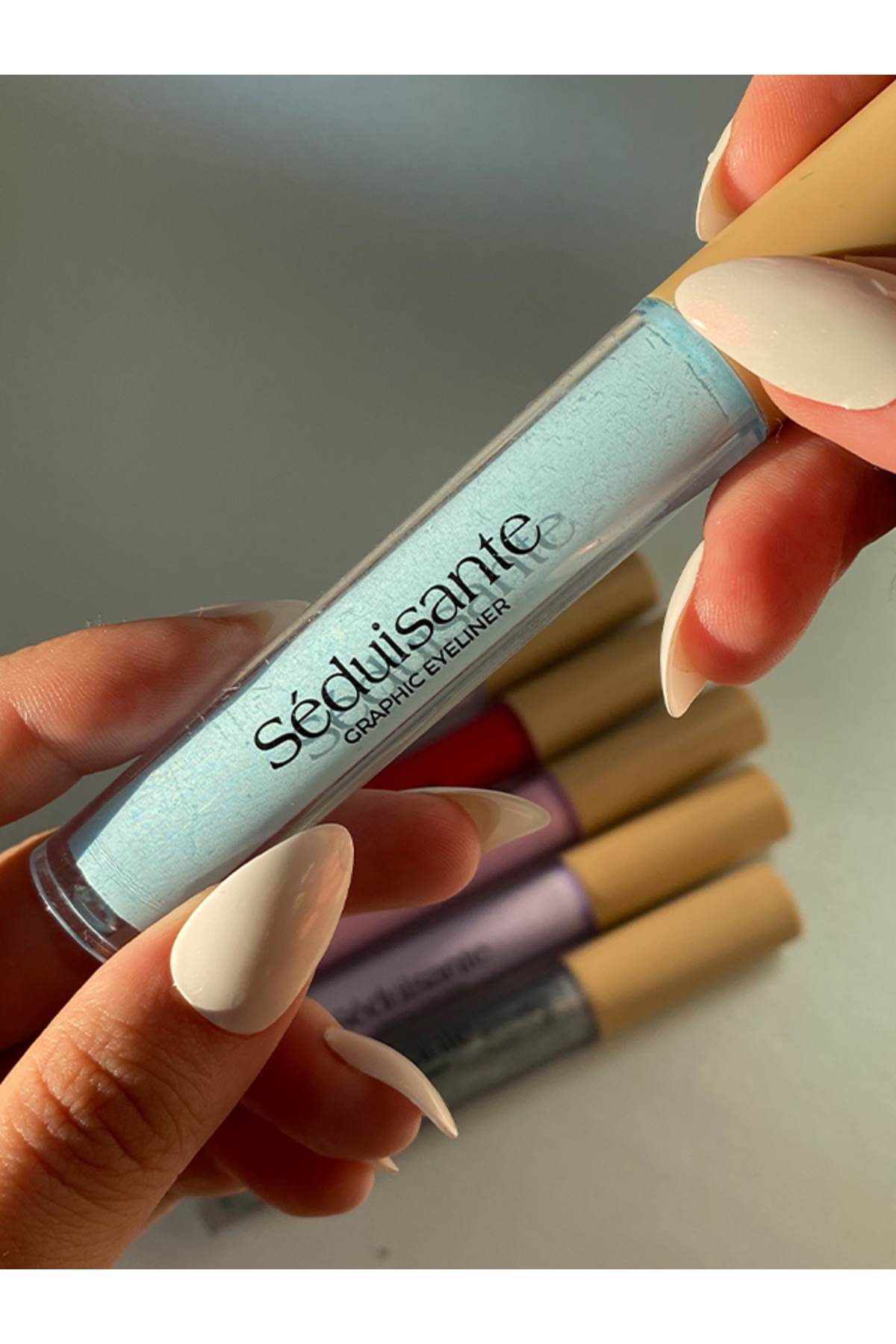 séduisante Mavi Renkli Eyeliner Ve Far