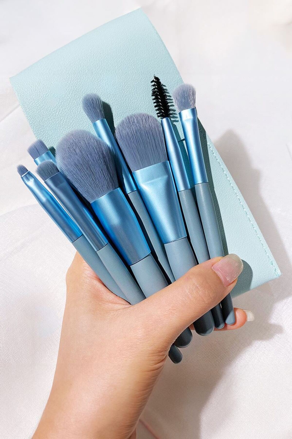 Chavin 8 Parça Deri Makyaj Fırçası Seti Fondöten Far Pudra Eyeliner Fırça Set cin828mv
