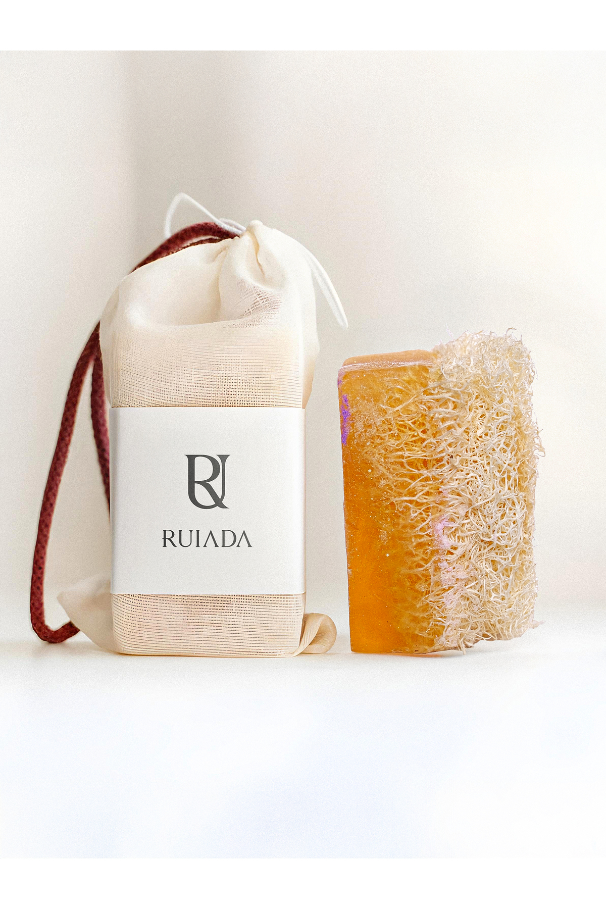 RUIADA %100 Doğal Kabak Lifli Sarı Kantoron Sabunu 130 gr. (Hand Made)