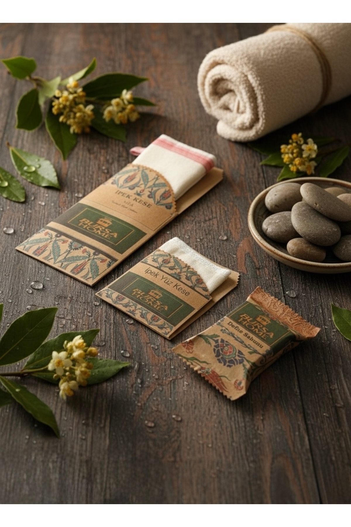 Bursa Home İpek Vücut Kesesi, İpek Yüz Kesesi ve El Yapımı Sabun – Peeling & Cilt Arındırıcı 3’lü Set