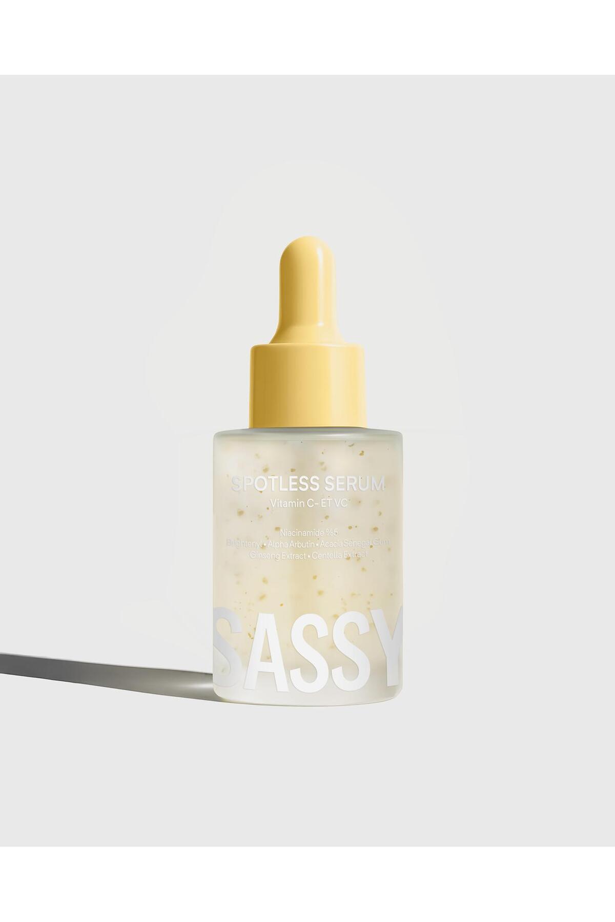 Sassy Go Leke Karşıtı Ve Cilt Tonu Eşitleyici Aydınlatıcı Spotless Serum (ARBUTİN,VİTAMİN C,NİACİNAMİDE) 30ml