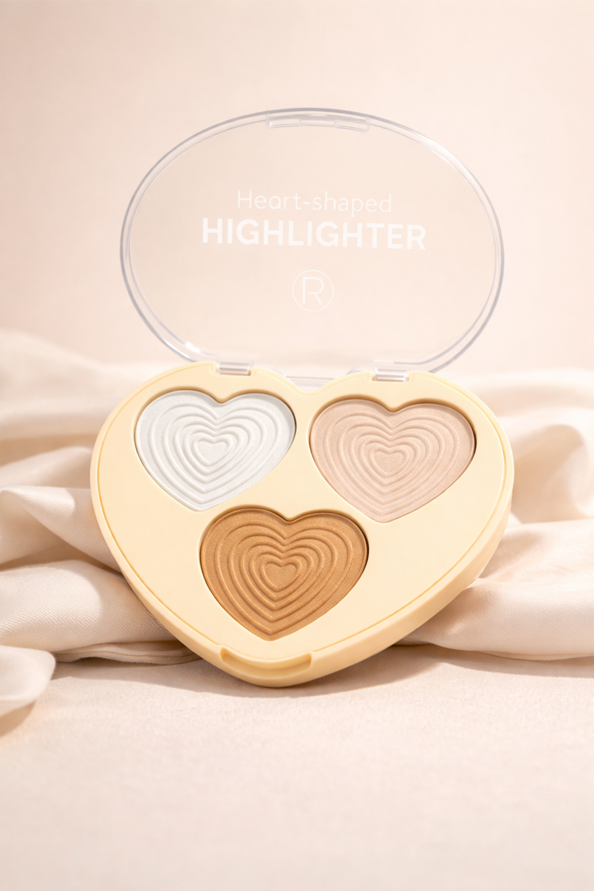 CAKAILA Kalp Desenli 3’lü Aydınlatıcı Paleti – Doğal Işıltı Veren Highlighter Seti