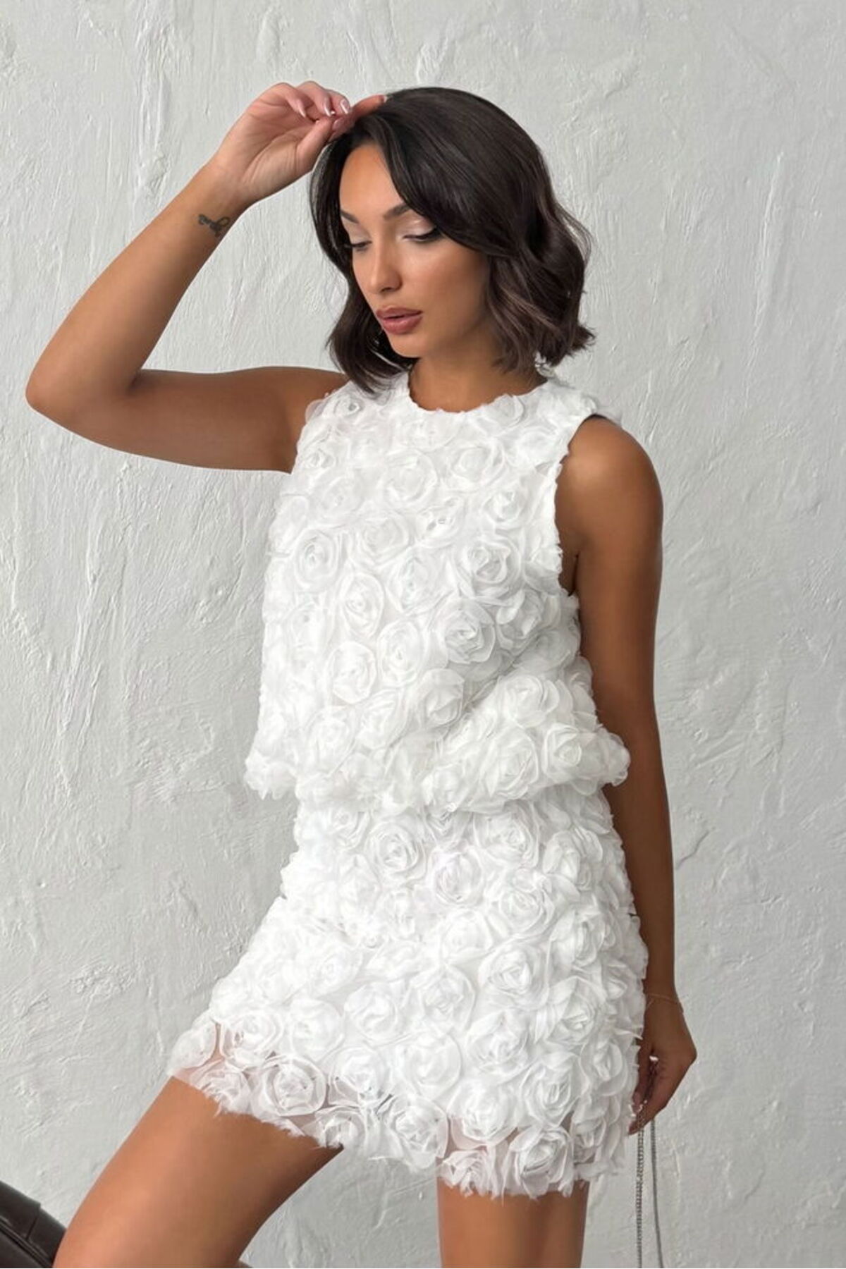 VERYMODA Gül Süzüneli Kolsuz Bluz - Krem | F1989