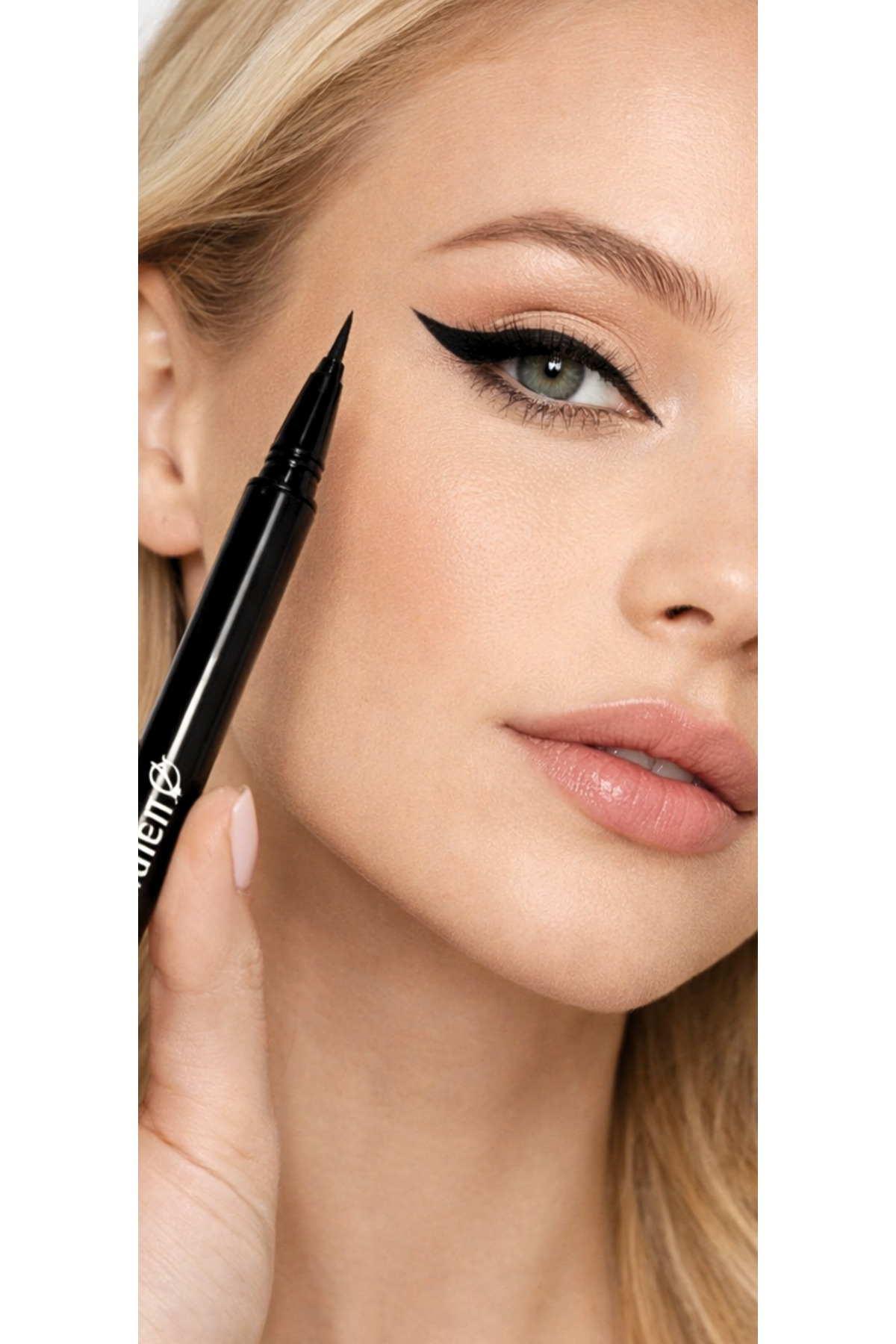 Uğur Arslan Cosmetic SİYAH EYELİNER