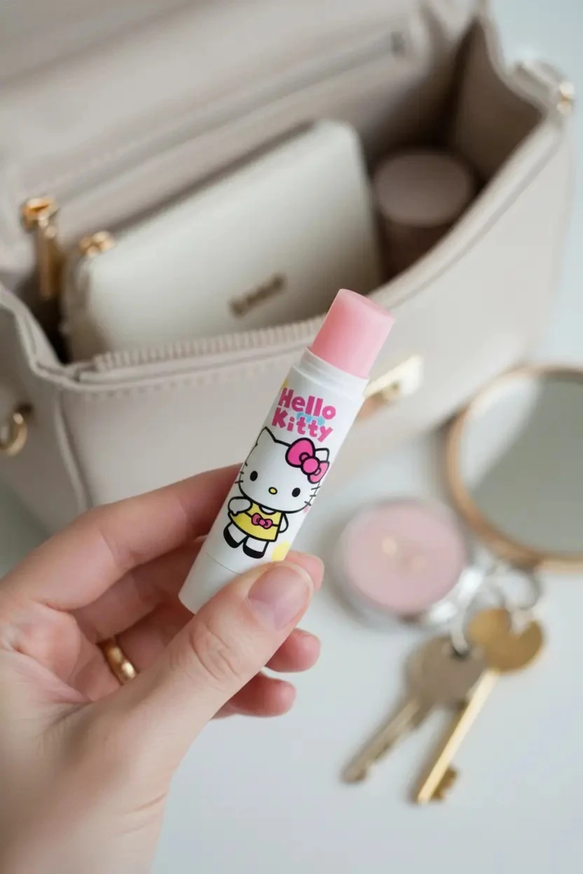 Lisanslı Lipcare Pamuk Şekerli Lip Balm 5 gr – Shea Yağı Ve E Vitaminli